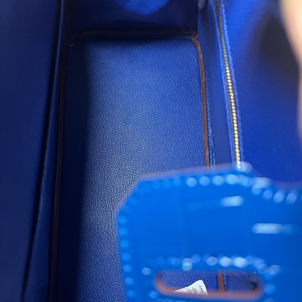 Genuine Blue Leather embossed in Crocodile Print 30cm with gold hardware. - Picture 7 of 8